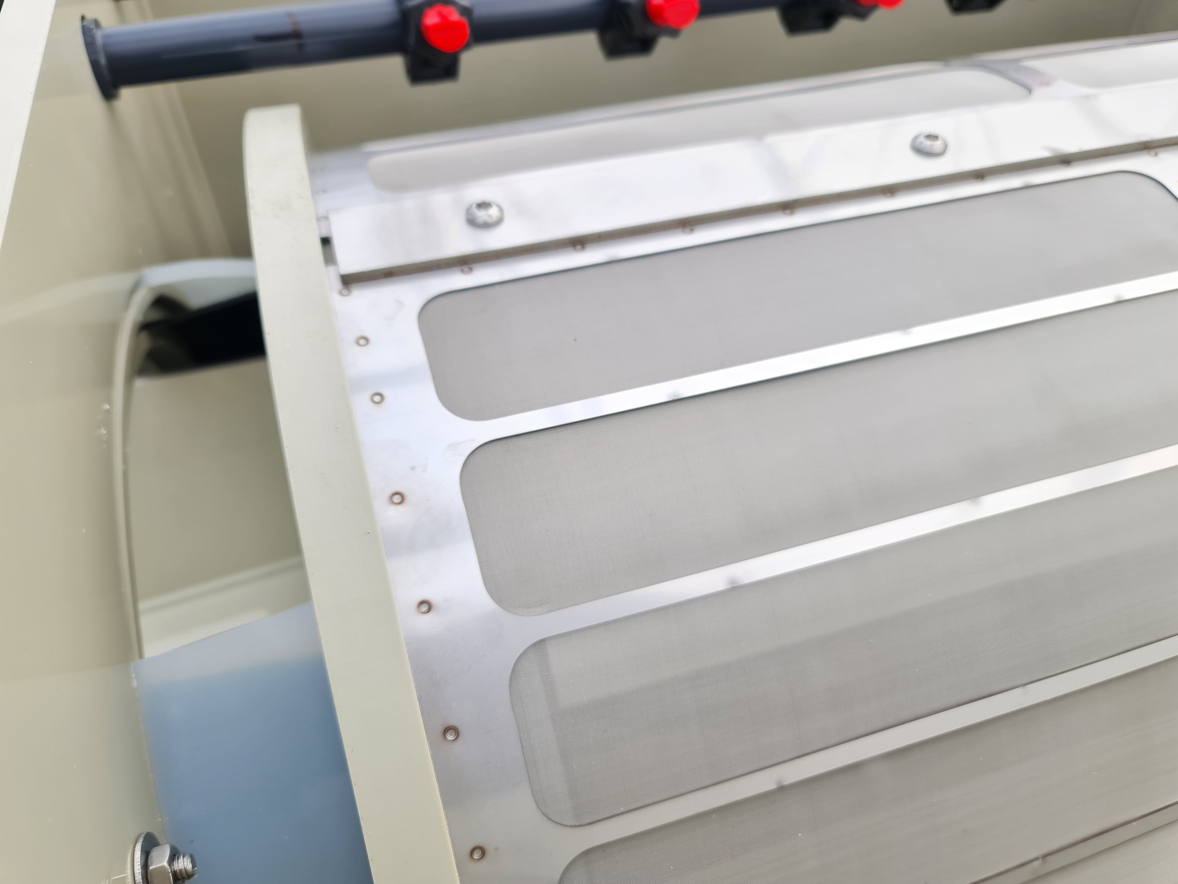 EPS Combi-Trommelfilter CL80 + integrierte Biokammer + Rinnenspülung + Steuerung + Spülpumpe + UV-Schutz + Edelstahlsieb in Sandwichbauweise